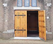 Portaal Kerk Den Hoorn