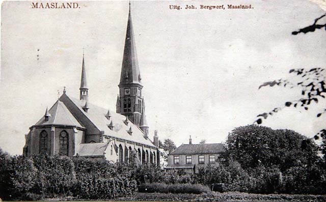 Kerk en oude pastorie rond 1900